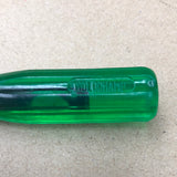 ไขควงด้ามเขียวแกนกลม w/c WOLD CHAMP Screwdriver with green handle (round shank)