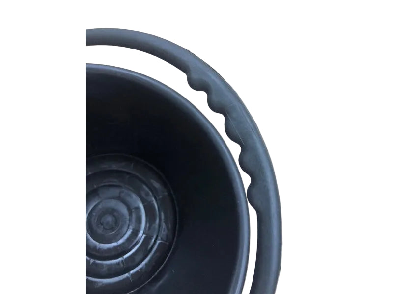 PLASTIC CEMENT BUCKET
