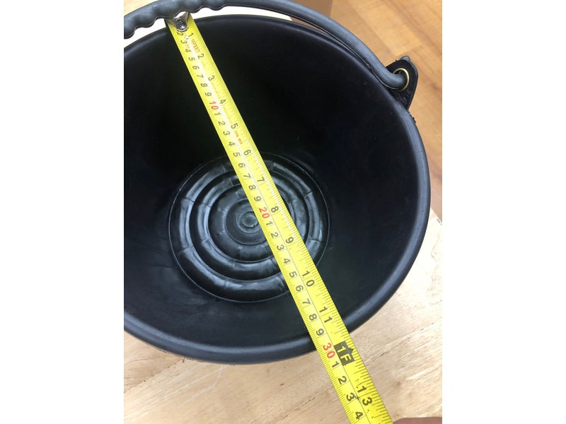 PLASTIC CEMENT BUCKET
